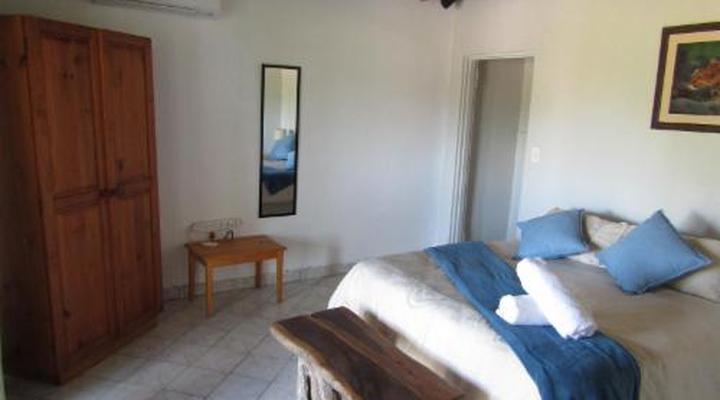 Makoppas Nest River Lodge