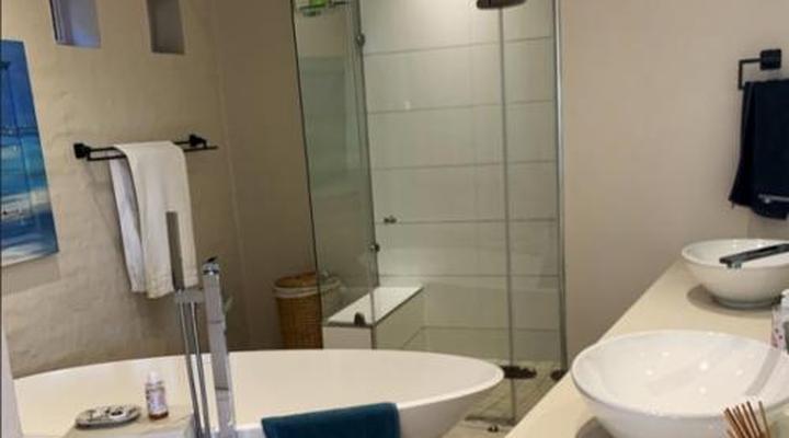 Above Par at Kingswood