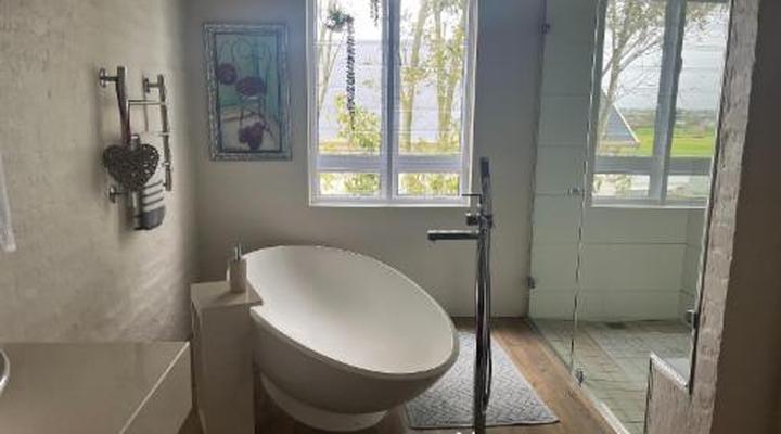 Above Par at Kingswood