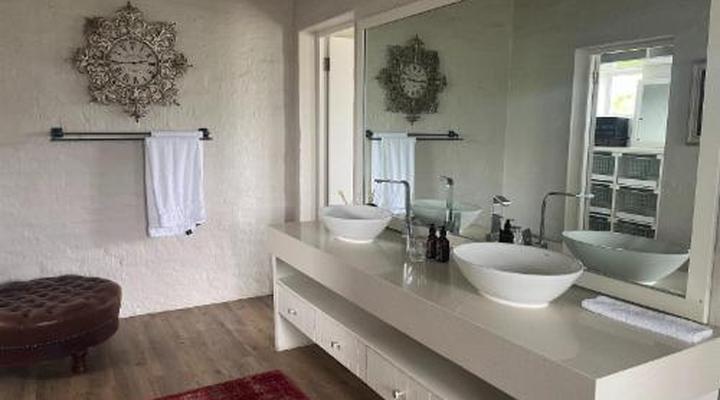 Above Par at Kingswood