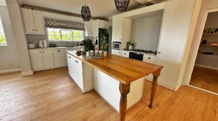 Camberley Wines Cottages