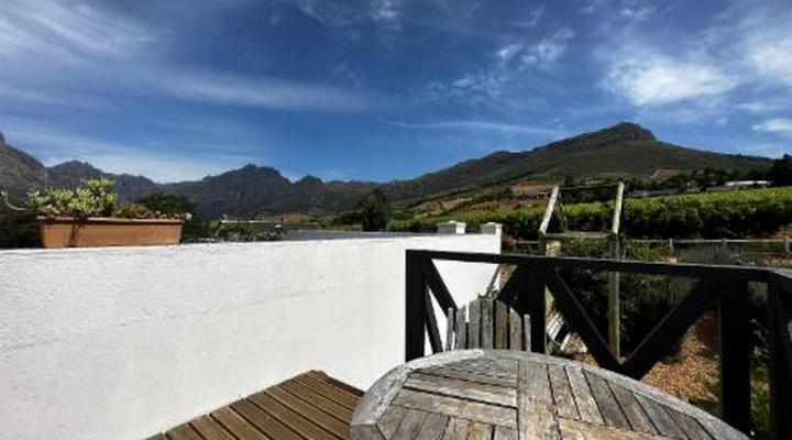 Camberley Wines Cottages