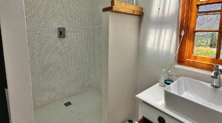 Camberley Wines Cottages