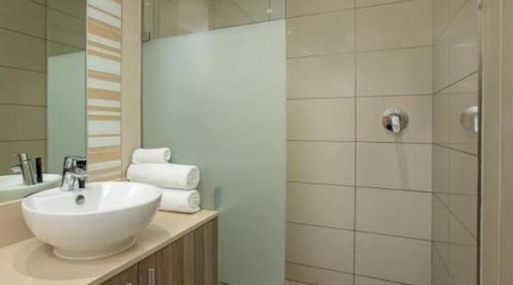 The Tyrwhitt Rosebank