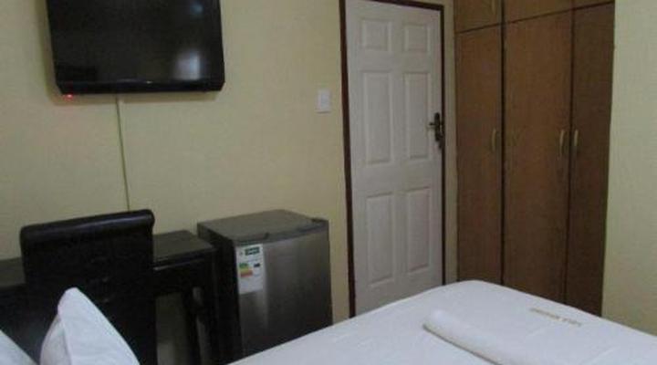 Lalamnandzi1 Guesthouse