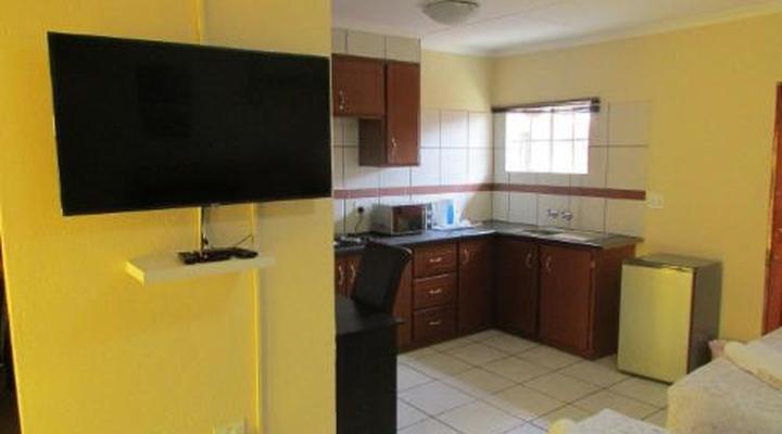 Lalamnandzi2 Guesthouse