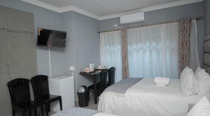 President Guest Lodge