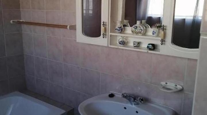 Midway Overnight Rooms