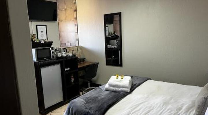 Klyne Jiweel Guesthouse