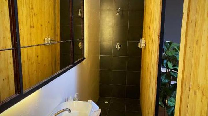 Royal Tree Guest House