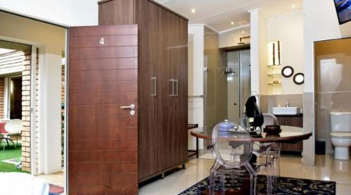 Five O'clock Zen Boutique Guest House