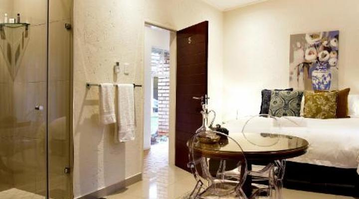 Five O'clock Zen Boutique Guest House