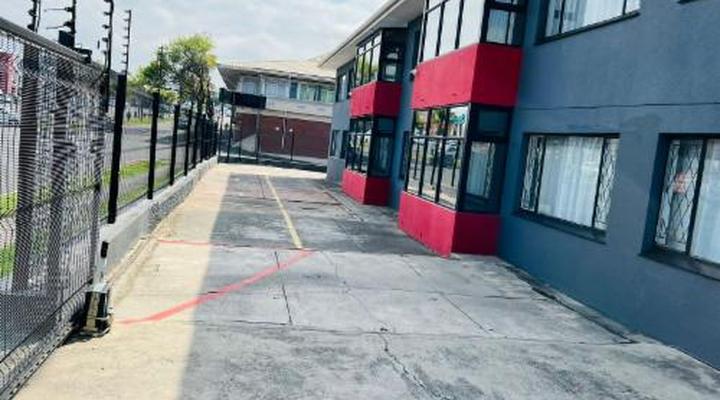 Safi Self Catering Suites