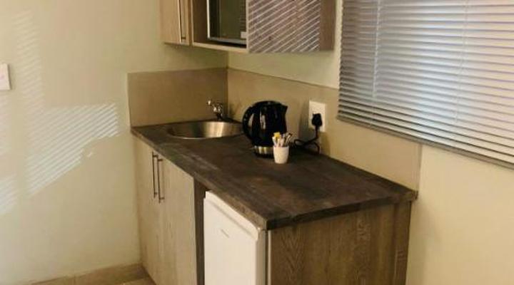 Conti-Inn Guesthouse