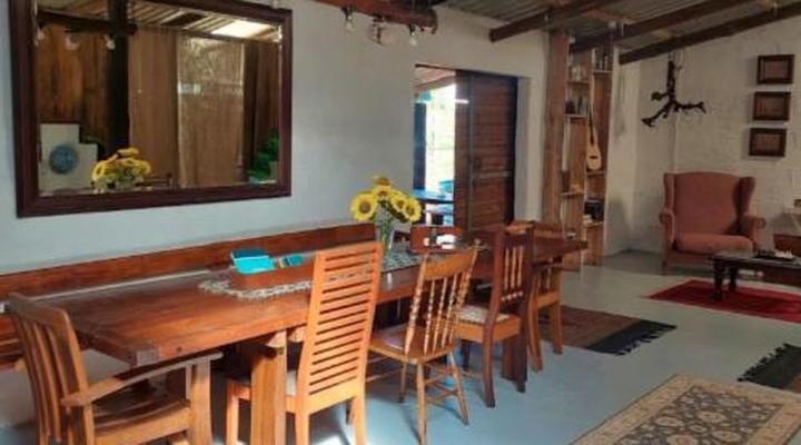 11 Mountain Stream Hot Tub Accommodation