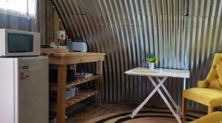 11 Mountain Stream Hot Tub Accommodation