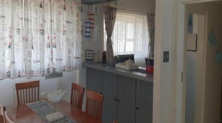 Stella Maris 142 and 144