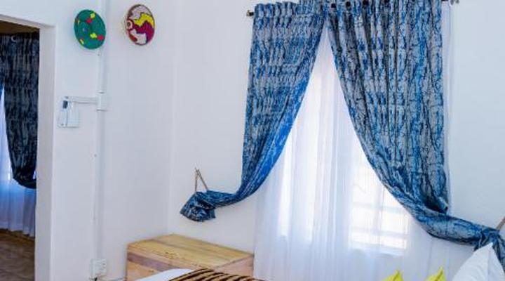 Abenab Lodge & Safaris