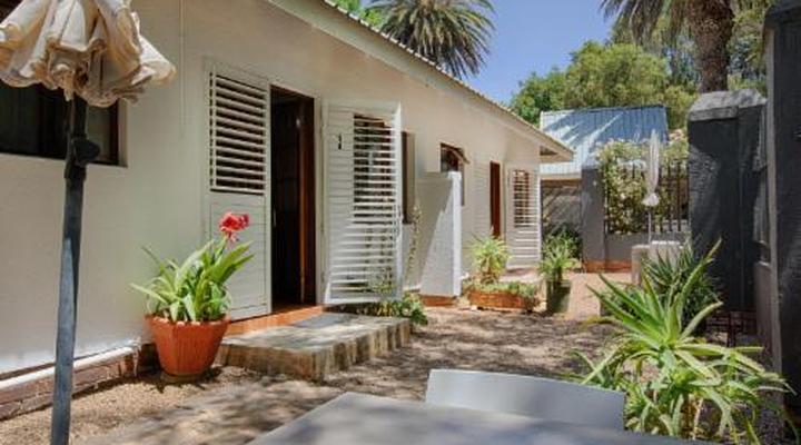 The River Cottage and Mainhouse at Woodlands