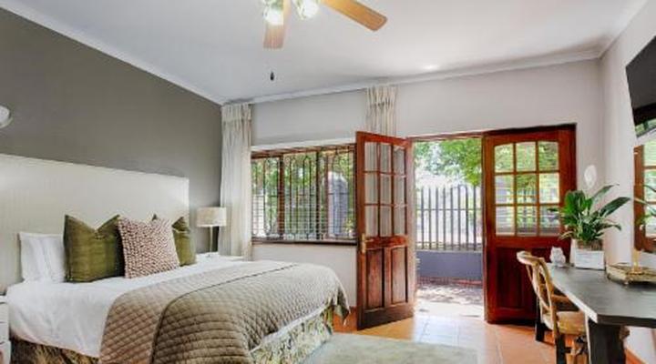 The River Cottage and Mainhouse at Woodlands