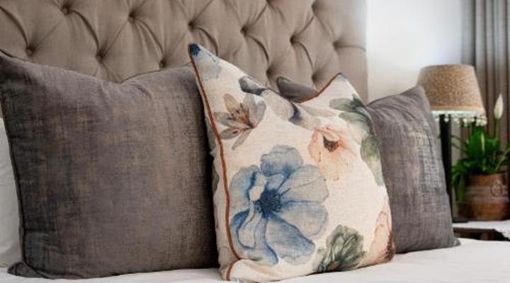 The River Cottage and Mainhouse at Woodlands