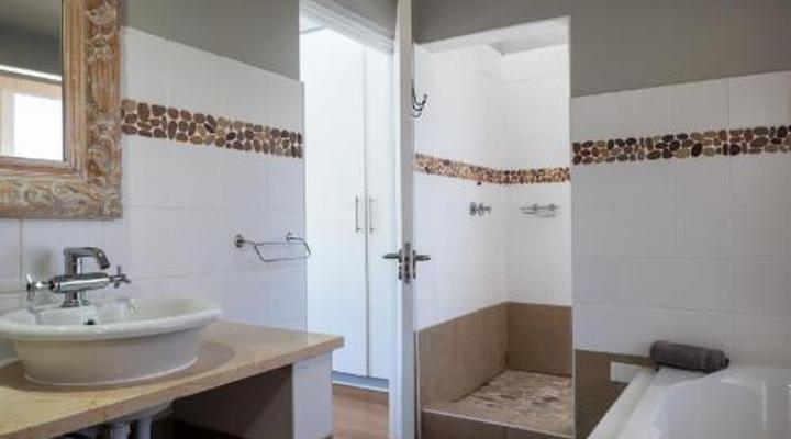 Beach Break Guest Houses and Villas