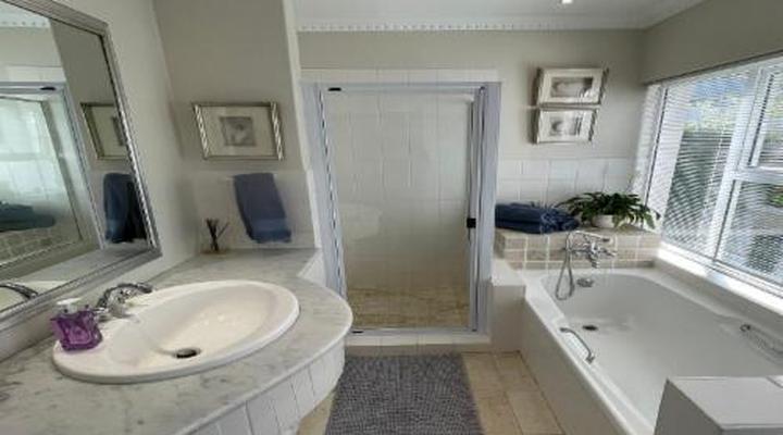 Constantiaberg Eco-Villa