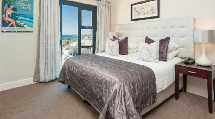 Harbour Square Hotel