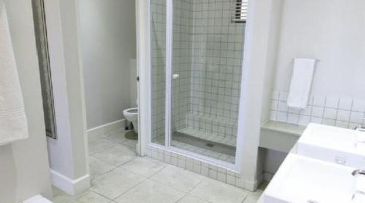 Harbour Square Hotel