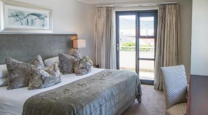 Harbour Square Hotel