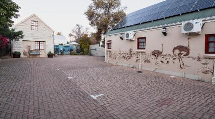 88 Baron van Reede Guesthouse