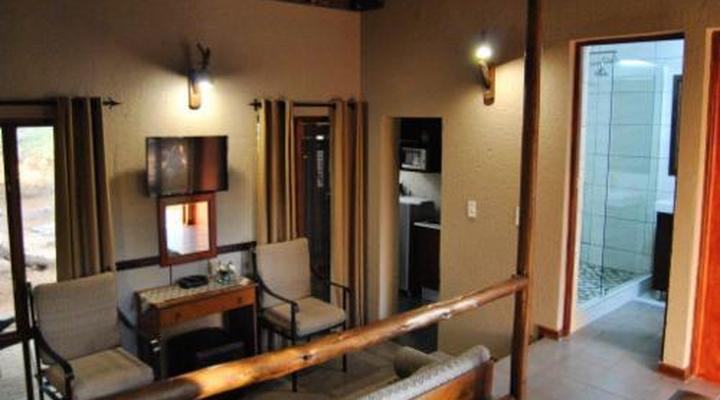 Mabalingwe Elephant Lodge