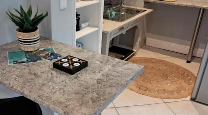 Jolly Jenny @ The Dunes