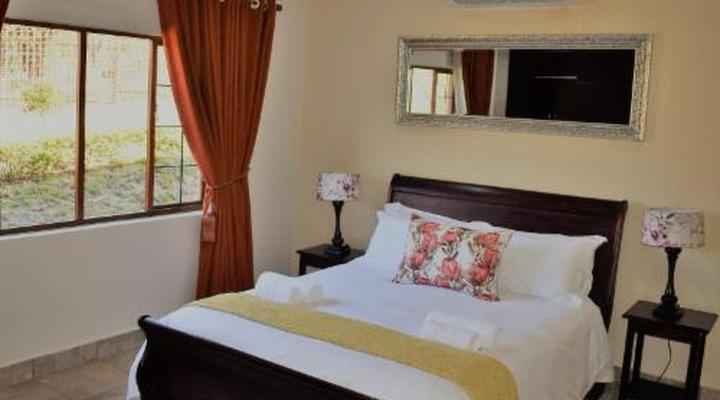 Rovy Villas Luxurious Chalet