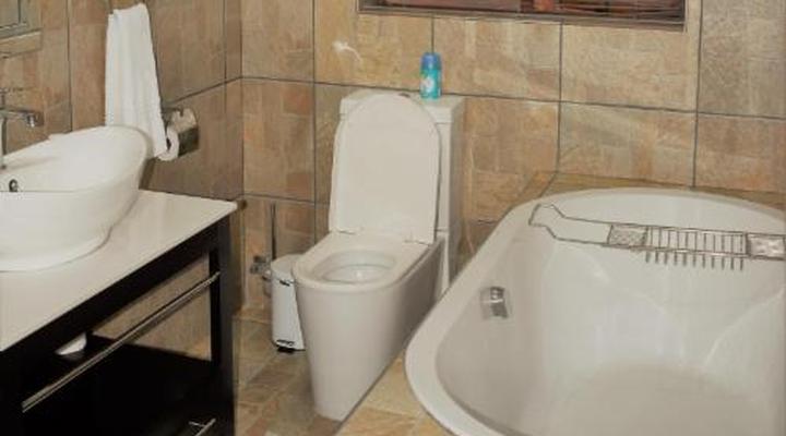 Rovy Villas Luxurious Chalet