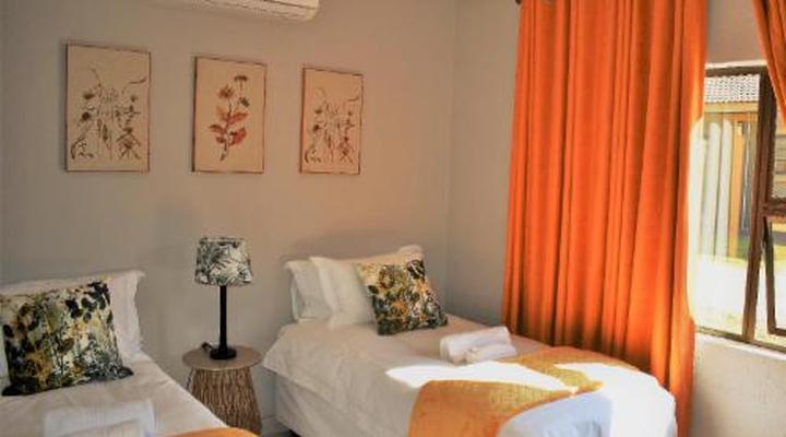 Rovy Villas Luxurious Chalet