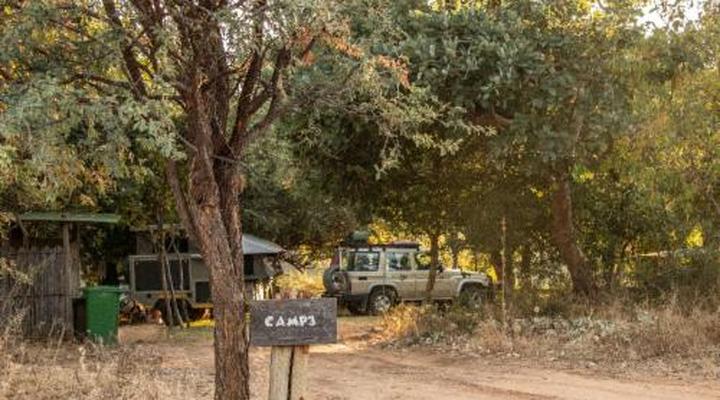 Kazondwe Camp and Lodge