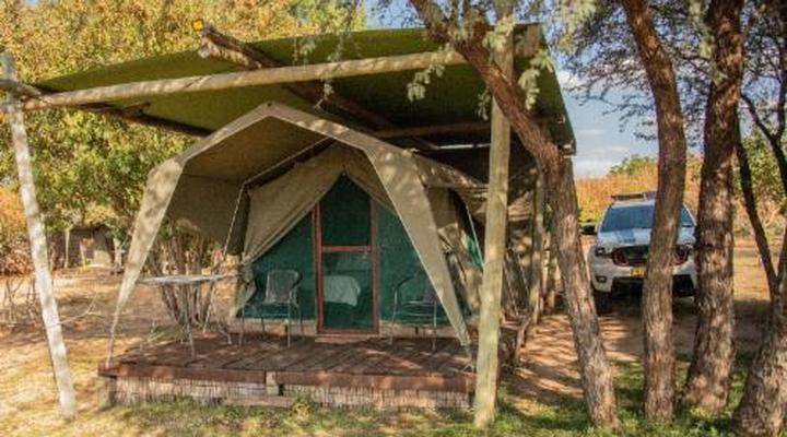 Kazondwe Camp and Lodge