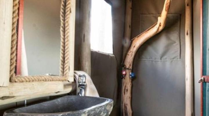 Kazondwe Camp and Lodge