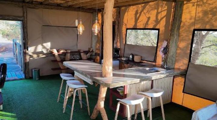 Kazondwe Camp and Lodge