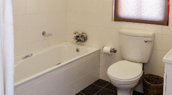 Marinvia Trust T/A Rooilande Guest Farm