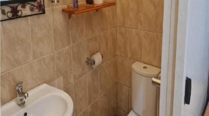 Alexandra Bed & Breakfast