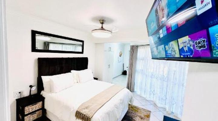 C and C Hotel Vibes CPT Plattekloof