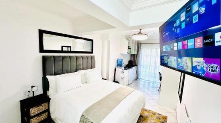 C and C Hotel Vibes CPT Plattekloof