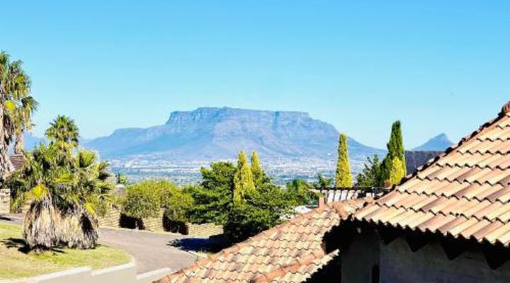 C and C Hotel Vibes CPT Plattekloof