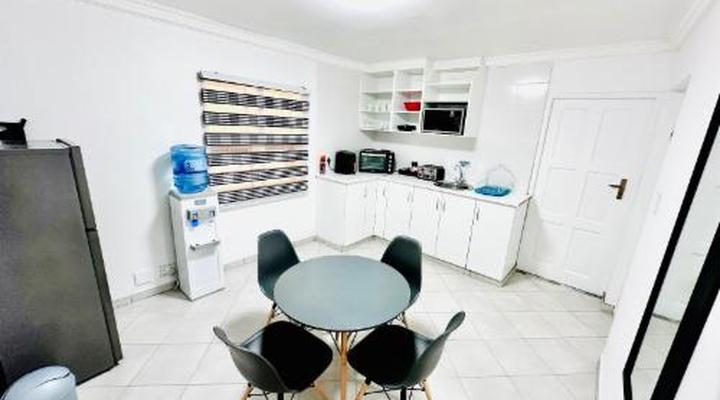 C and C Hotel Vibes CPT Plattekloof