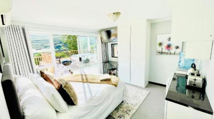 C and C Hotel Vibes CPT Plattekloof