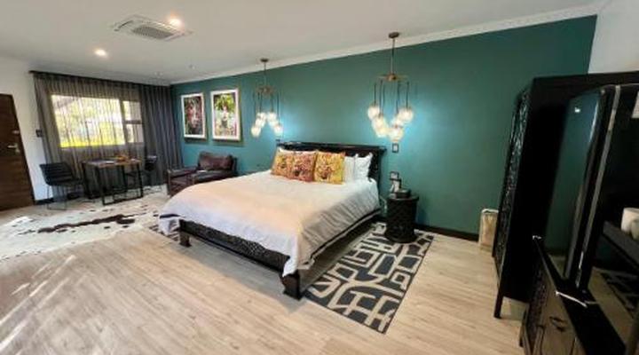 Forty 4 on Hoog Luxury Accommodation