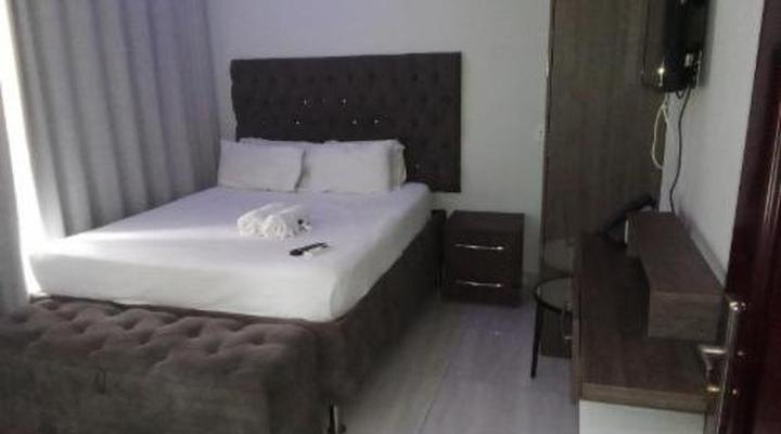 LifeStyle Lodge Hotel