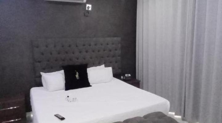 LifeStyle Lodge Hotel